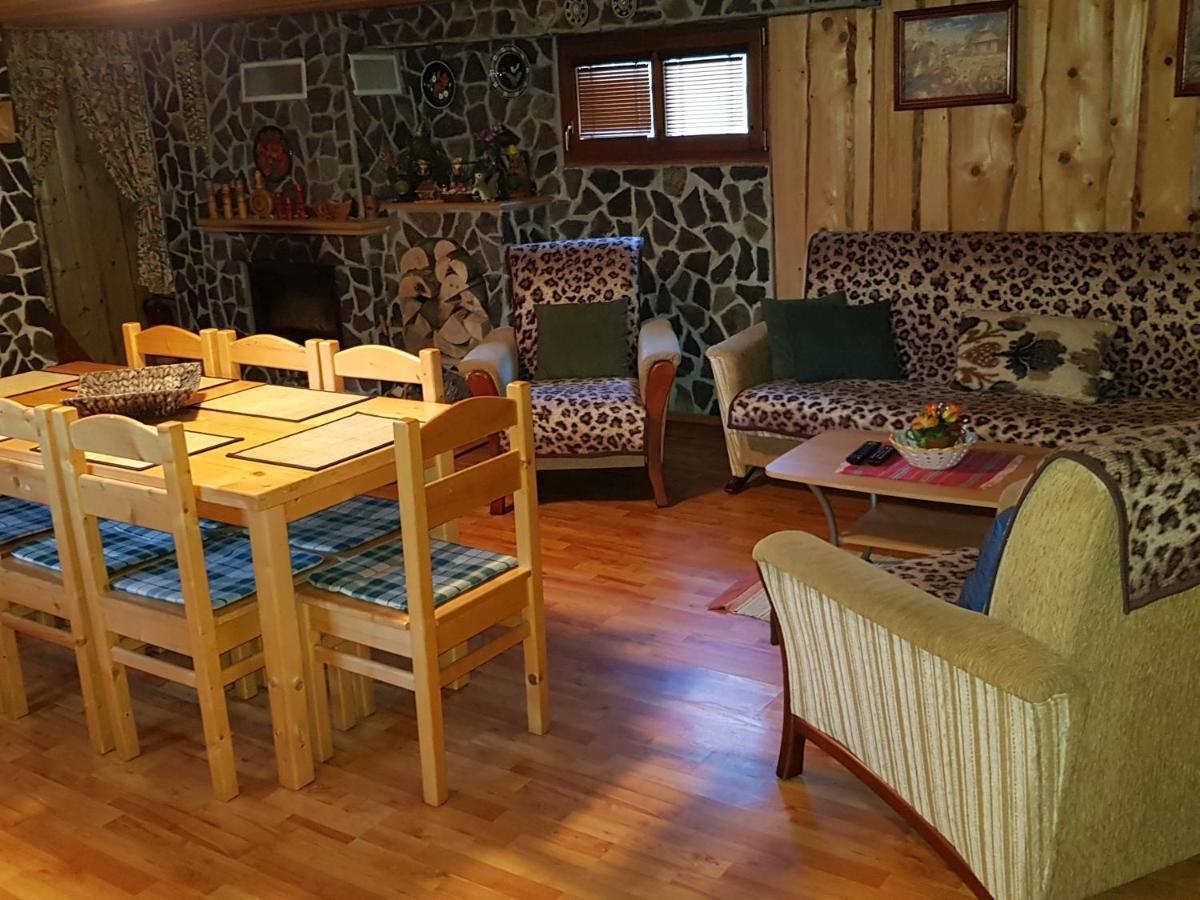 Chata Pod Skalou Valaska Экстерьер фото